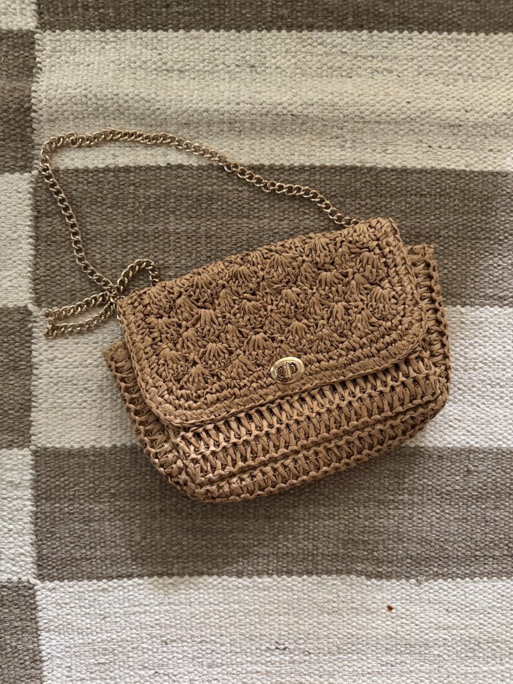 H&M Straw Crossbody Bag with Gold Chain